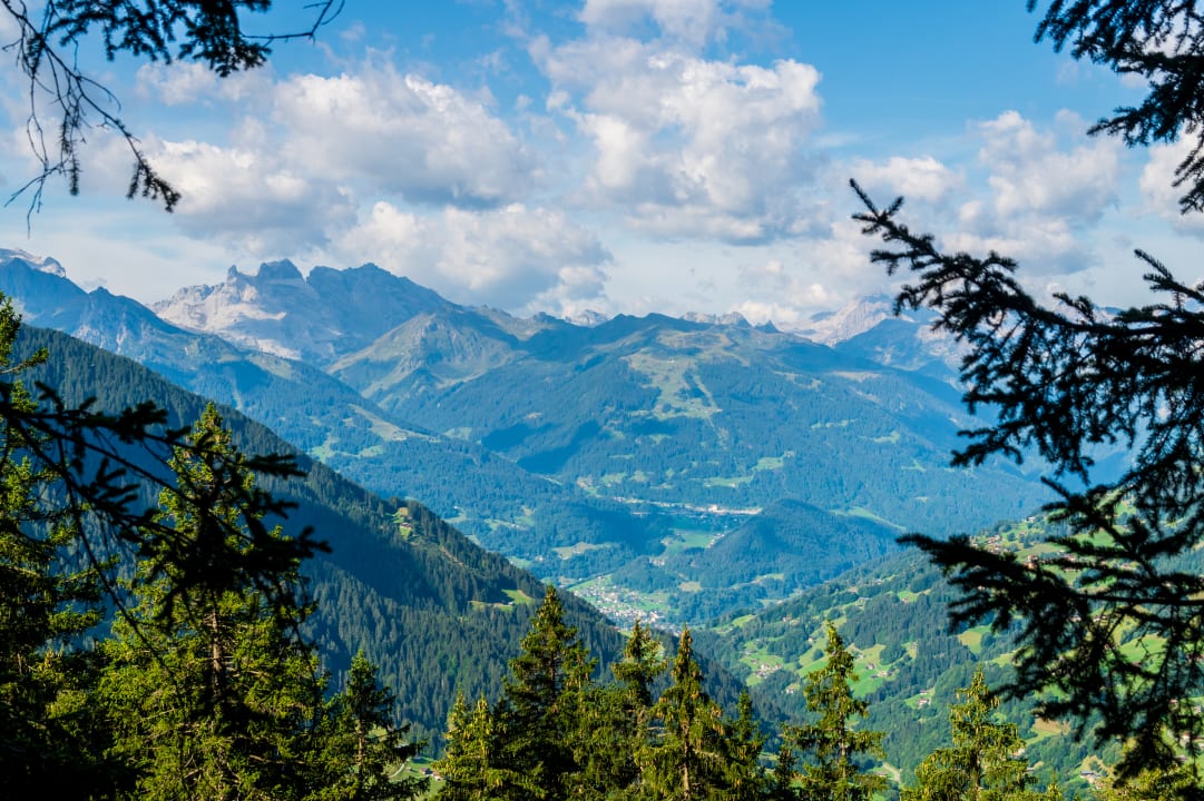 Ausblick Gästehaus Urmonti