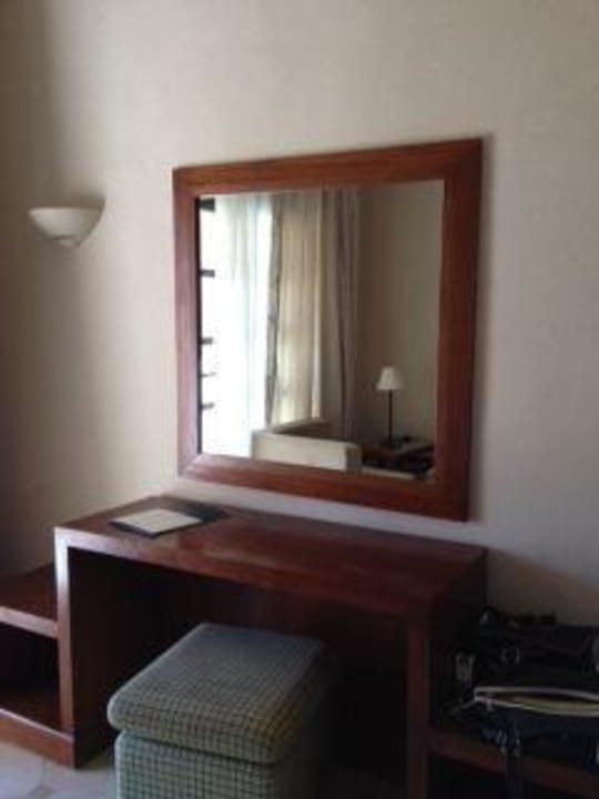 Frisierkomode Junior-Suite Ghazala Gardens