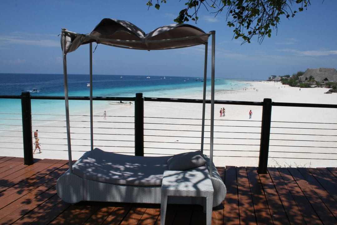 Von der Aussichtsplattform Richtung Strand Royal Zanzibar Beach Resort