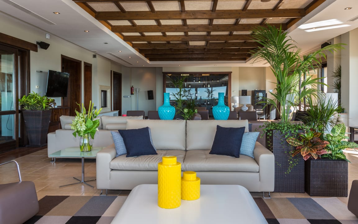Lobby Ona Valle Romano Golf & Resort