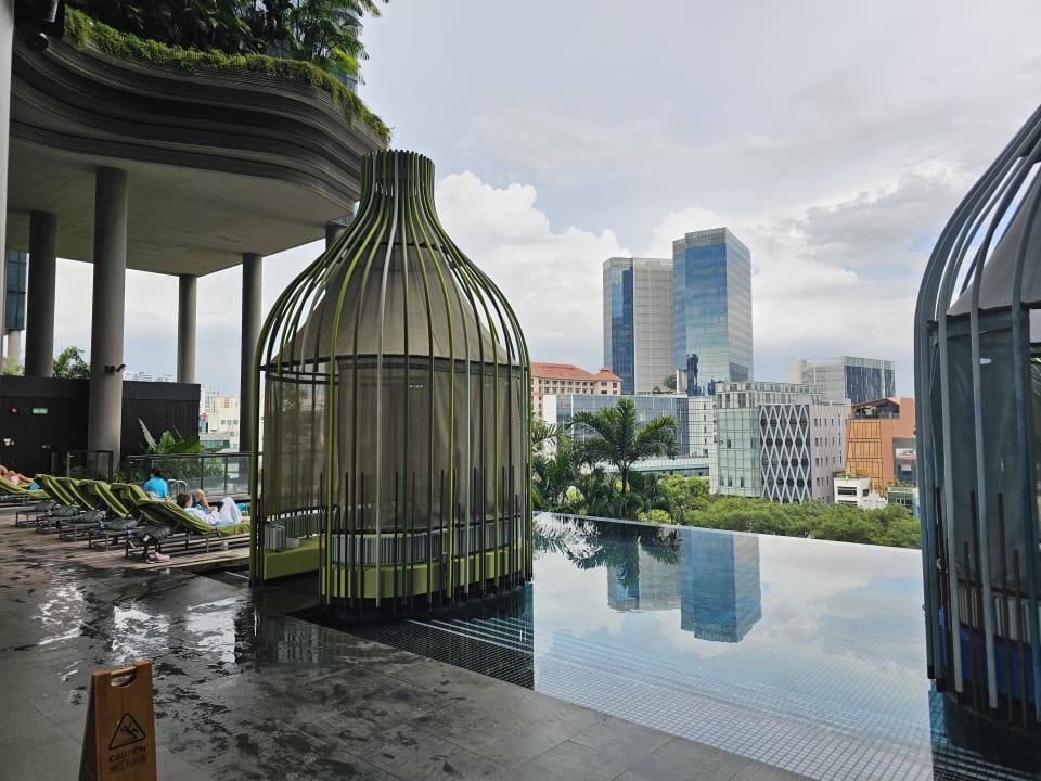 Pool Parkroyal on Pickering