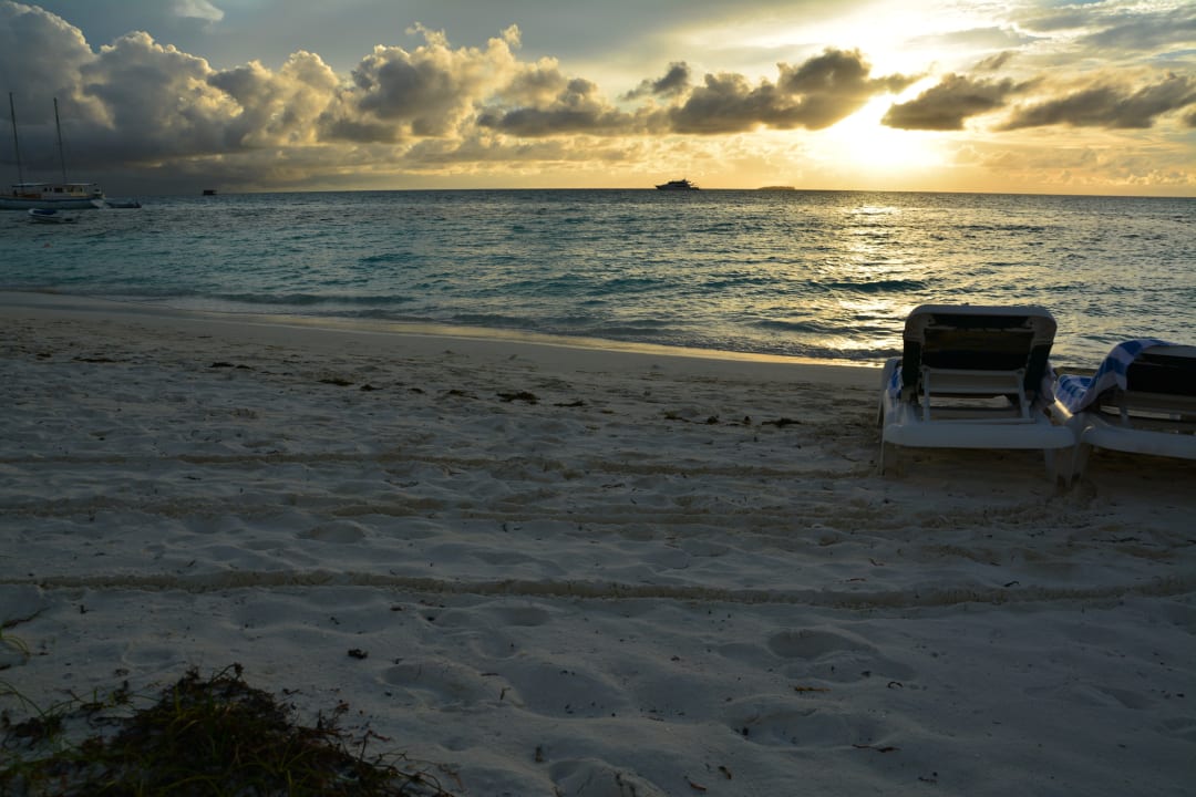 Strand Meeru Maldives Resort Island