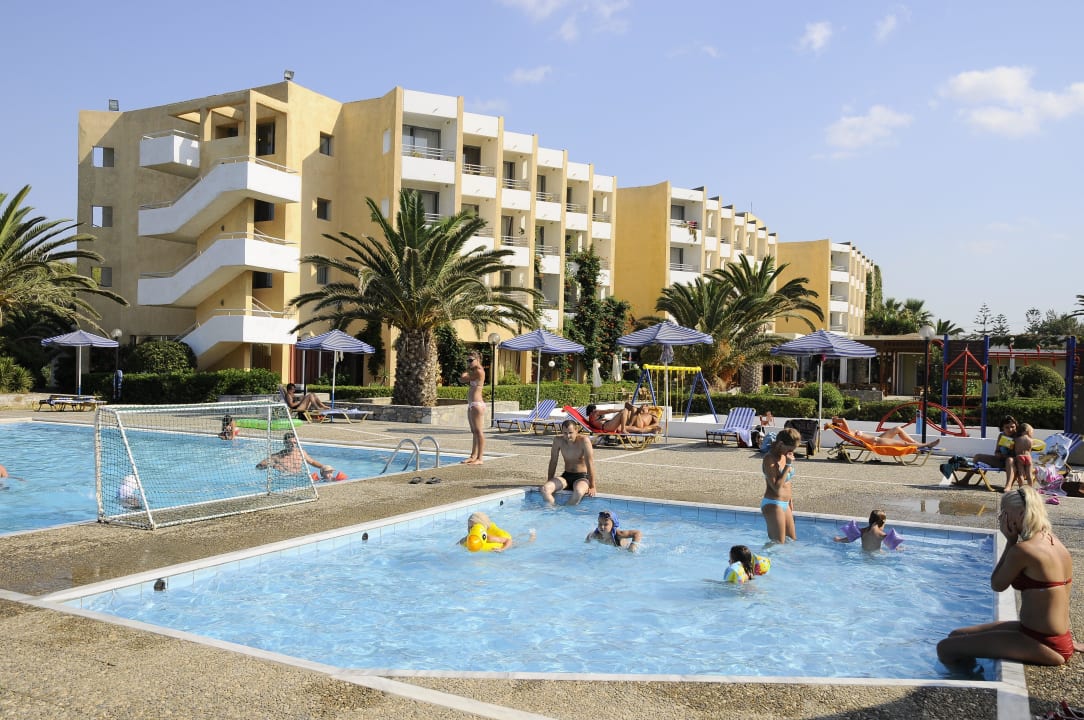 Pool area Dessole Dolphin Bay Resort