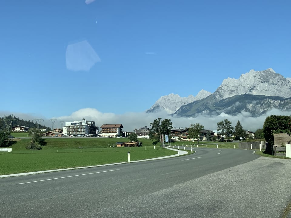 Außenansicht Alpenhotel Kaiserfels