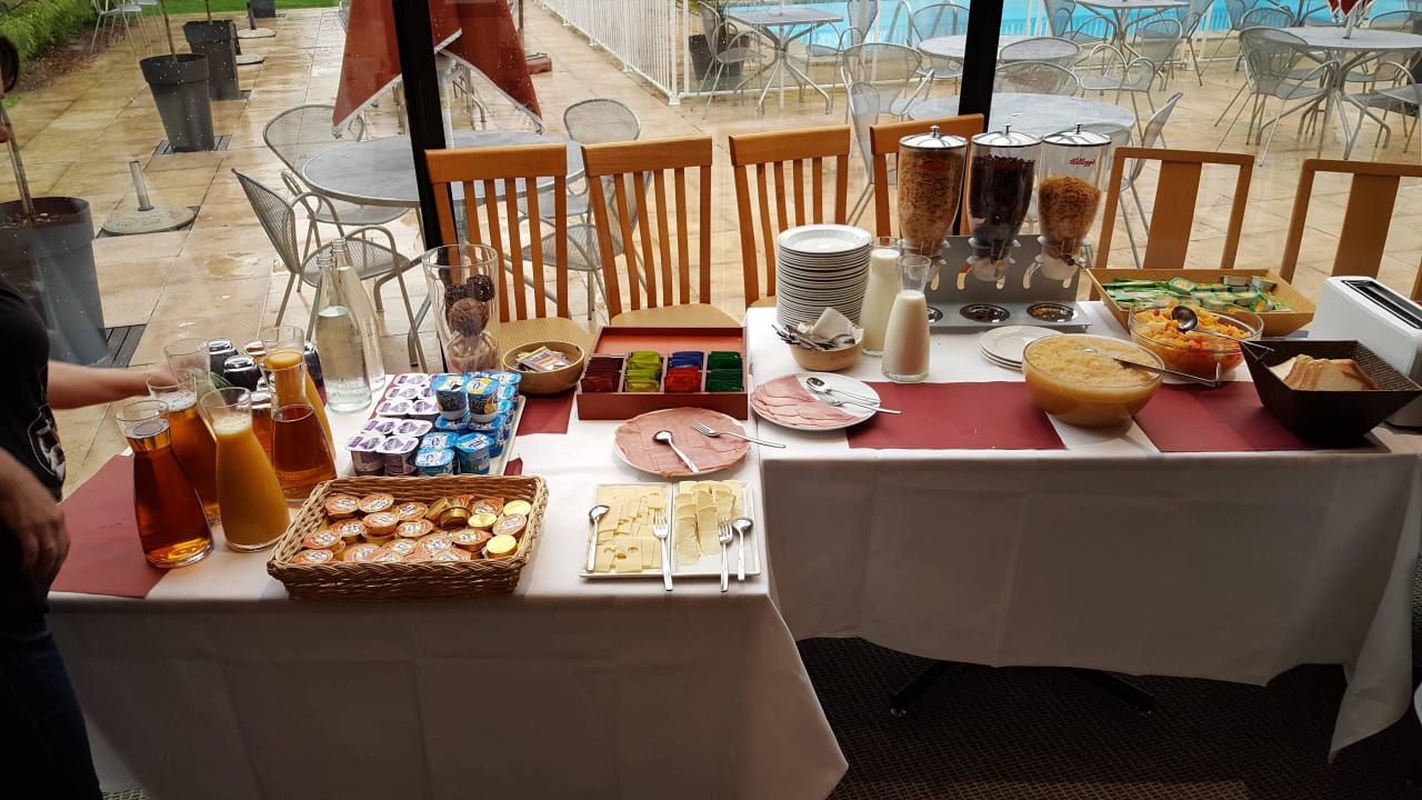 Frühstück Hotel Novotel Caen Côte de Nacre