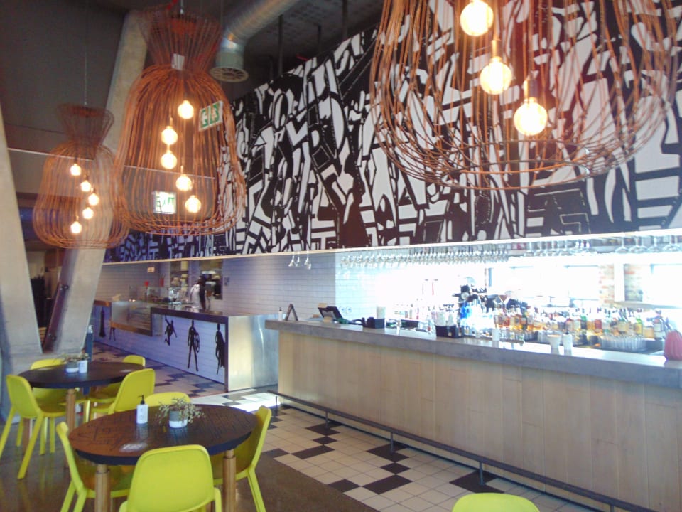 Gastro Radisson RED Cape Town