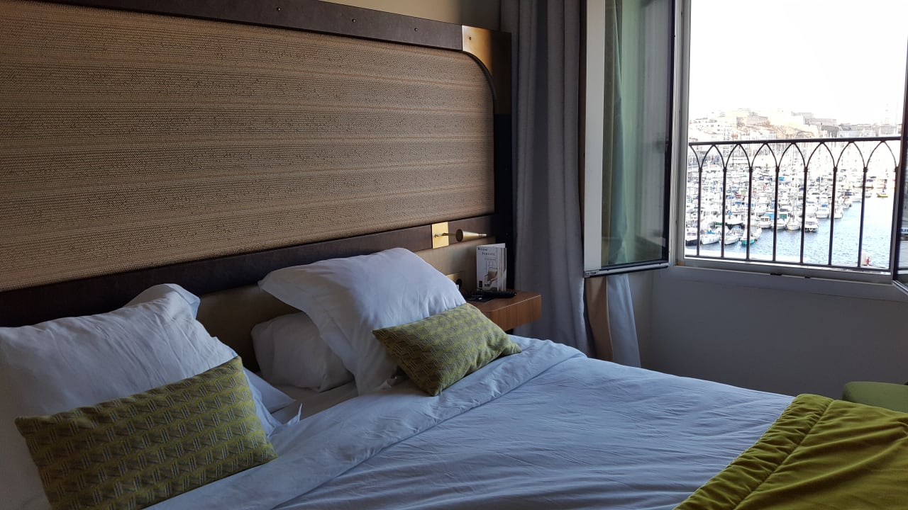 Zimmer Grand Hotel Beauvau Vieux Port