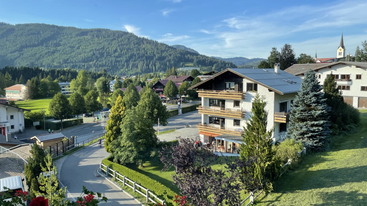 Ausblick Ski- und Aktivhotel Almhof Rupp