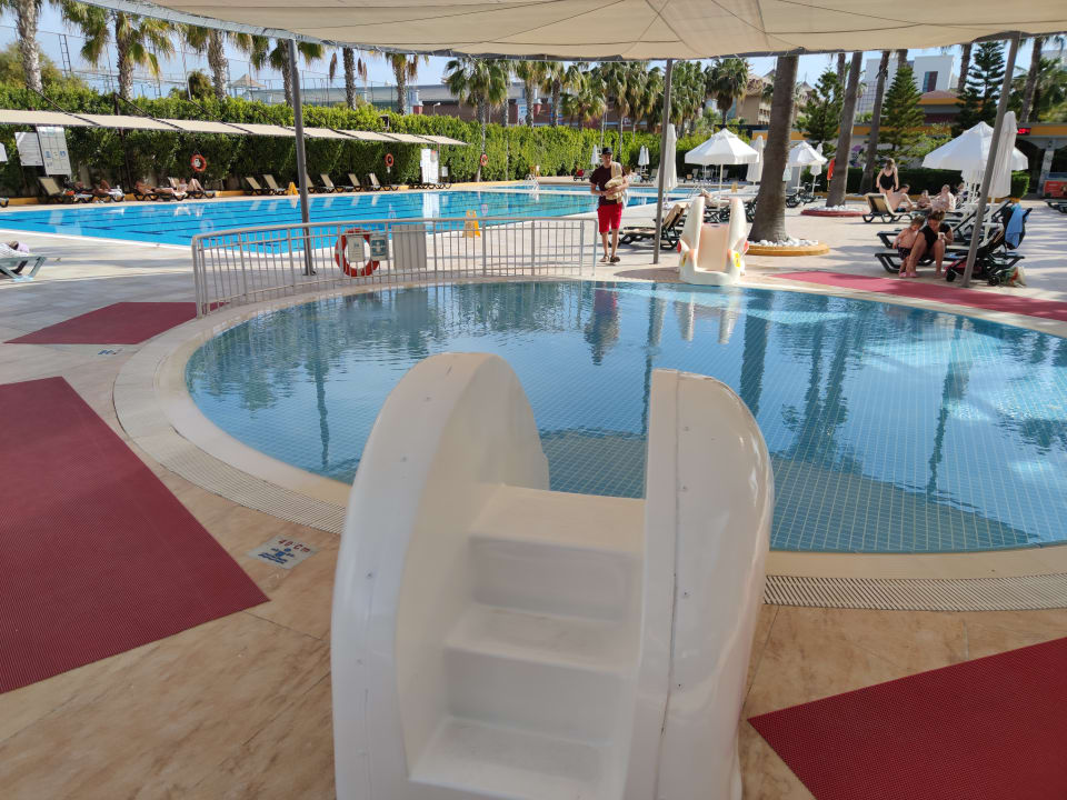 Pool Hane Family Resort