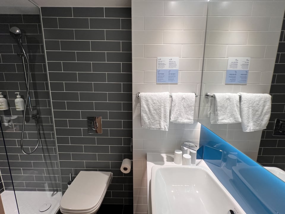 Zimmer Holiday Inn Express - Düsseldorf Airport