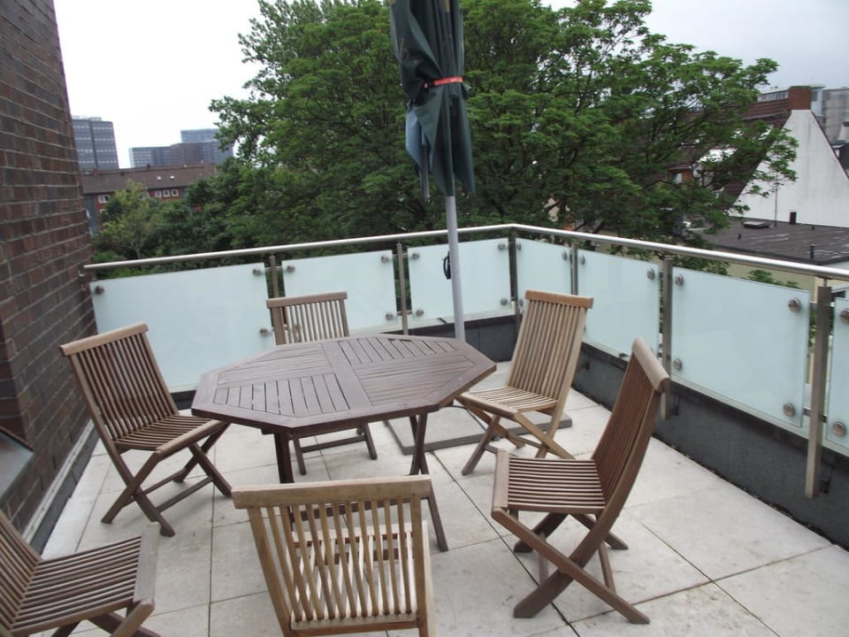 Balkon VIP Lounge Crowne Plaza ® Hamburg - City Alster