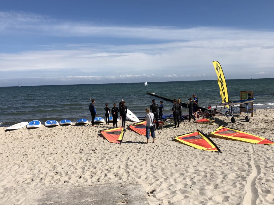 Strand feels Beach Club Hotel