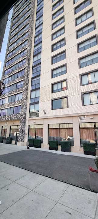 Außenansicht SpringHill Suites by Marriott New York Queens