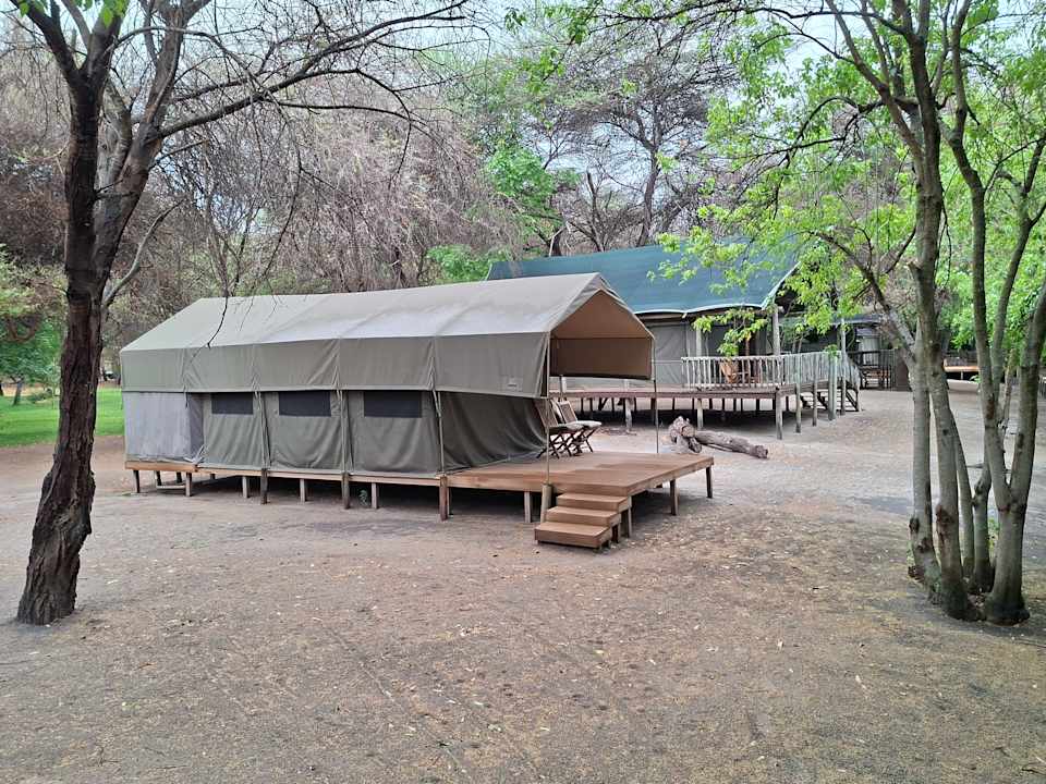 Außenansicht Shakawe River Lodge