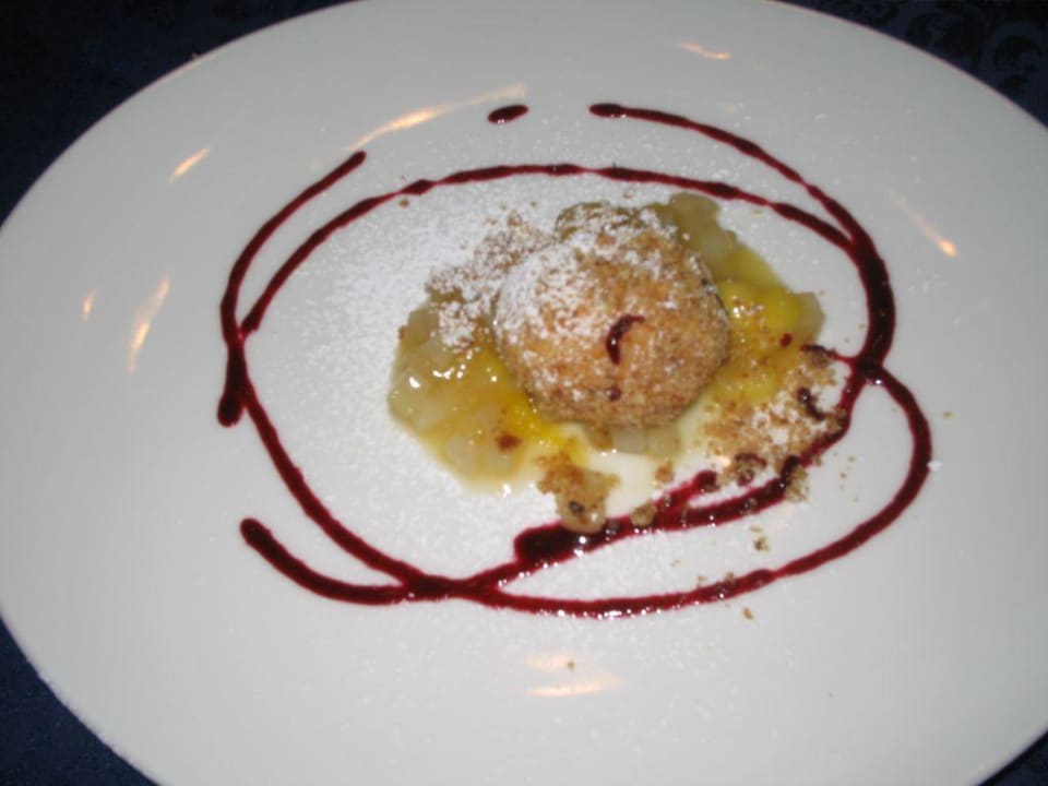 Dessert zum Abendessen Wellnessresort Vier Jahreszeiten
