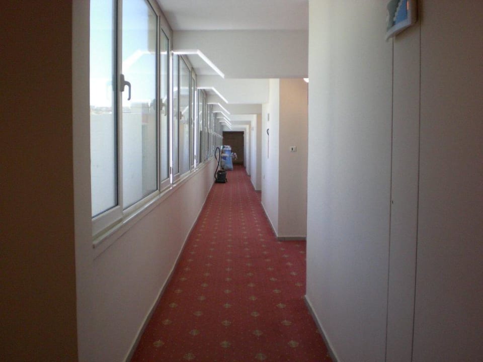 Flur zum Zimmer Rodos Palladium Leisure & Wellness