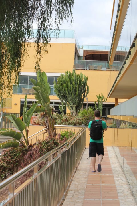 Weg zur Poolbar SBH Club Paraiso Playa