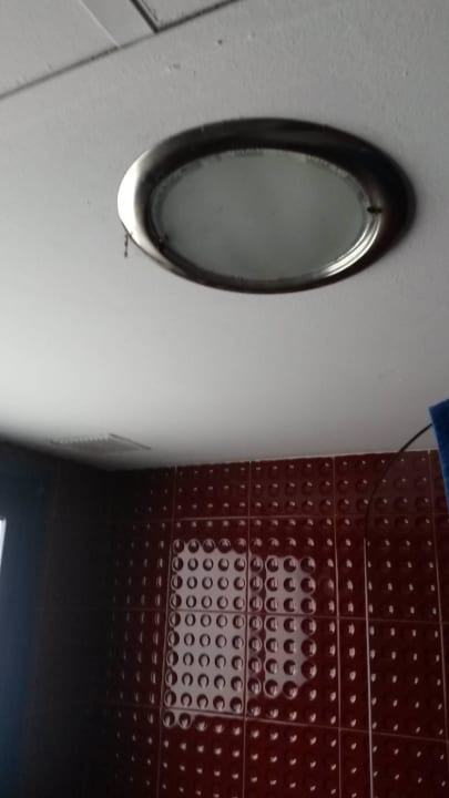 Lampe im Bad Aparthotel Costa Mar