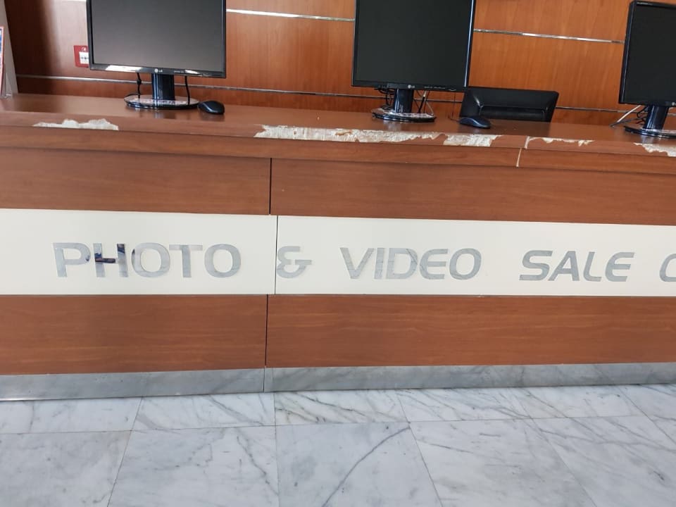 Lobby Hotel Pine Bay Holiday Resort