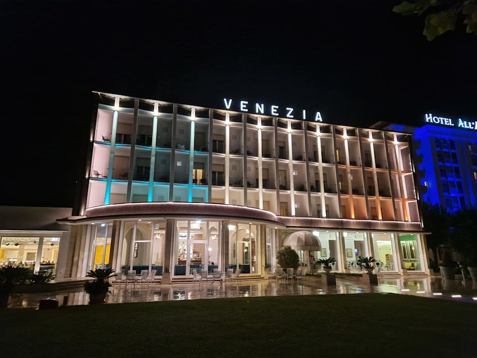 Außenansicht Hotel Terme Venezia