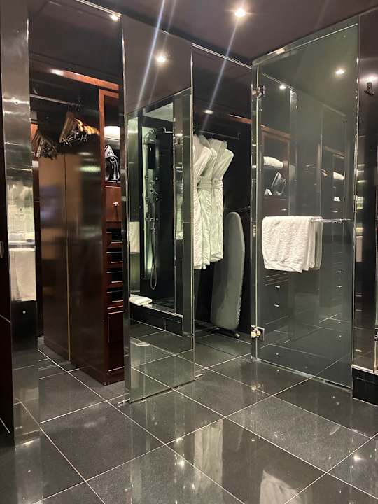 Zimmer Hyatt Regency Barcelona Tower