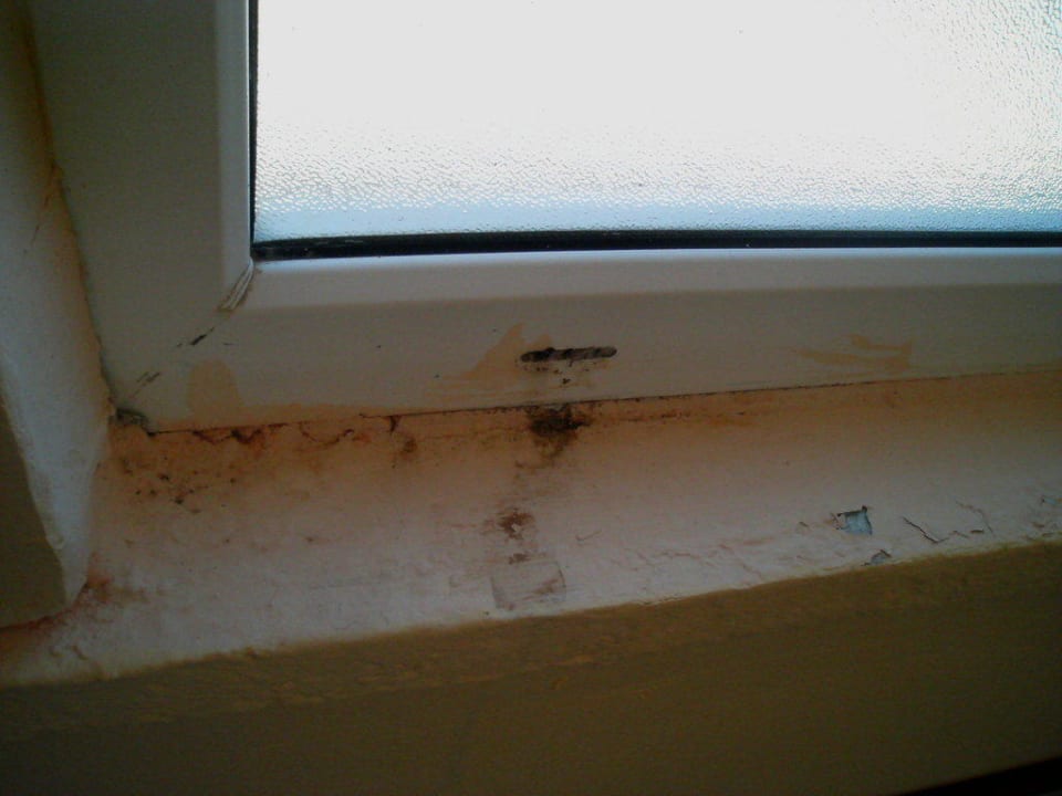 Wieder eine verschimmelte Fensterbank Mira Meridia Beach Hotel