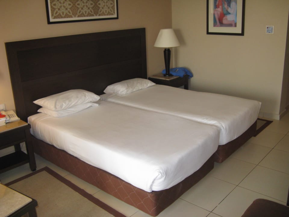 Reichlich Platz Jaz Dar EL Madina