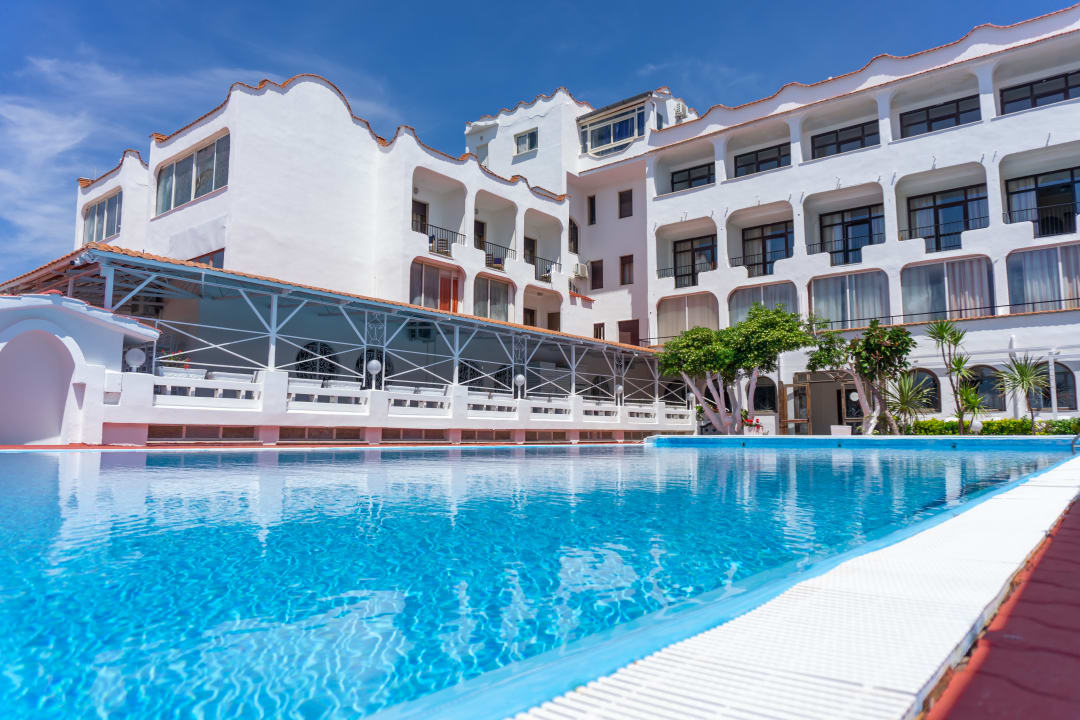 Pool International Resort