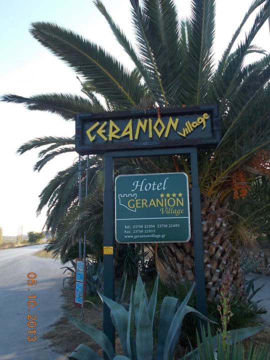 Auffahrt Hotel Geranion Village