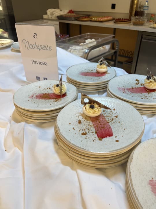 Gastro Jacaranda Luxury Resort