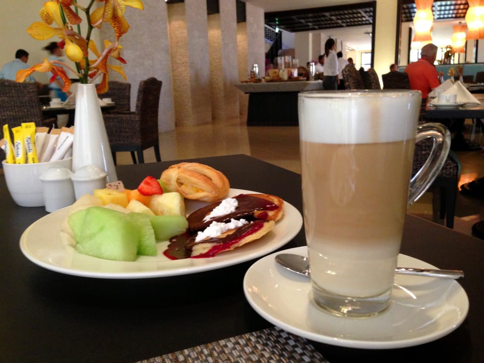 Еда Anantara The Palm Dubai Resort