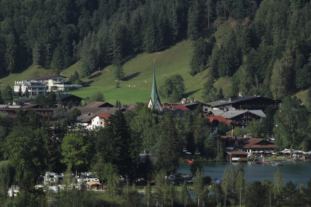 Blick auf See und Walchsee Gästehaus Oberbichlhof