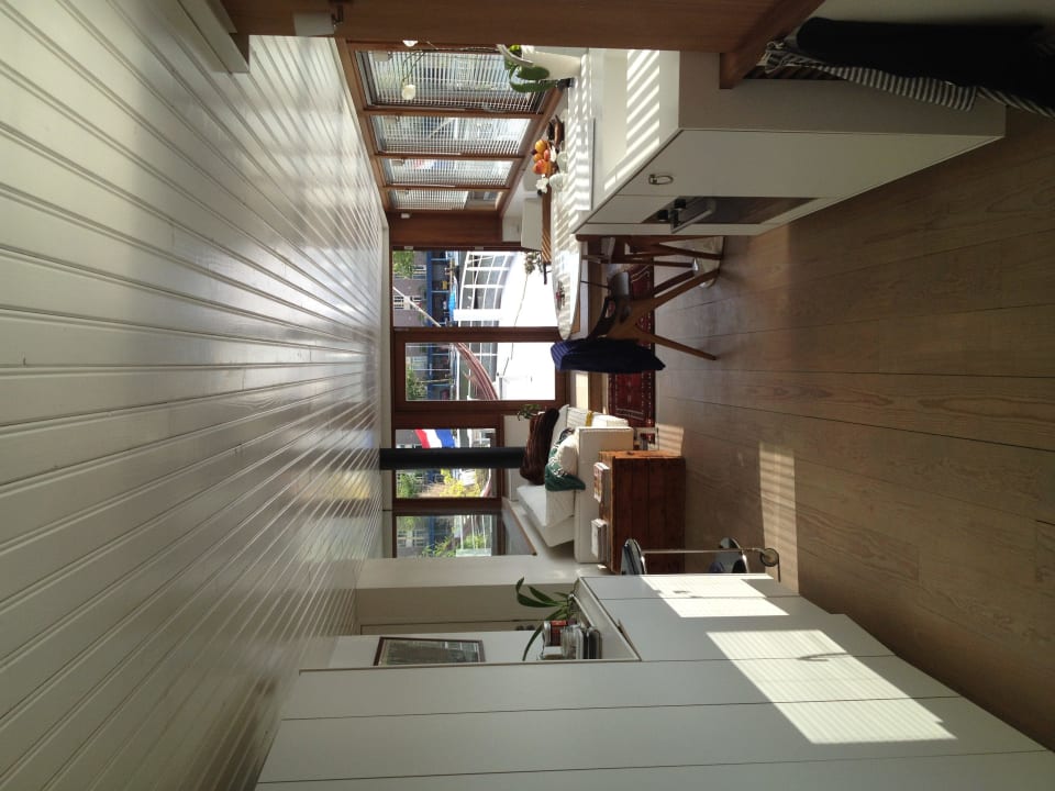 Wohnbereich.  Somoya's Saloon