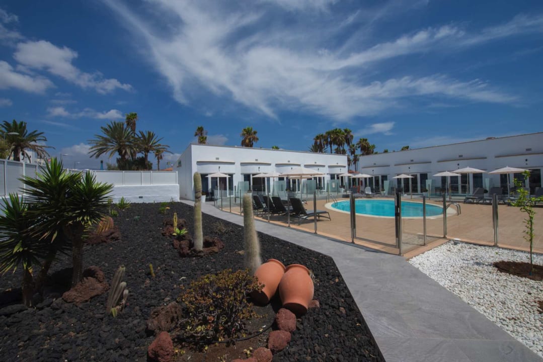 Pool Hotel Islas Paraiso