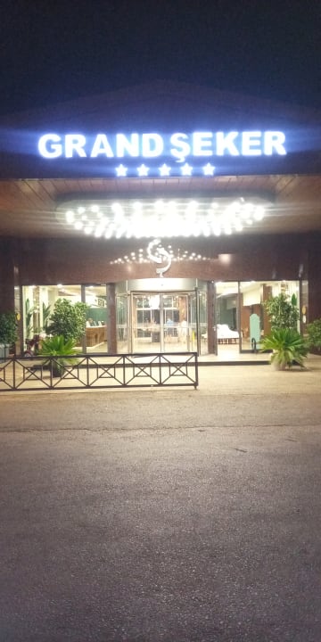 Außenansicht Grand Seker Hotel