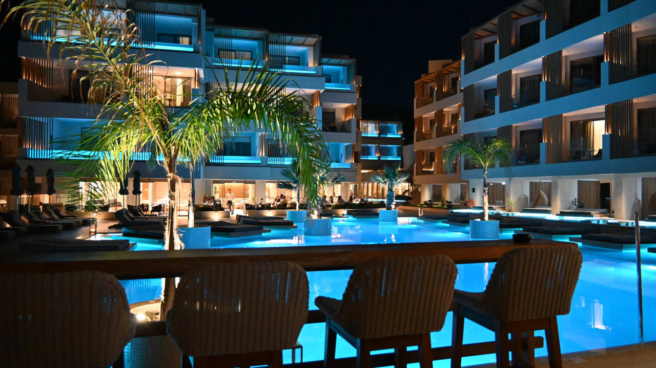 Pool AKASHA Beach Hotel & Spa