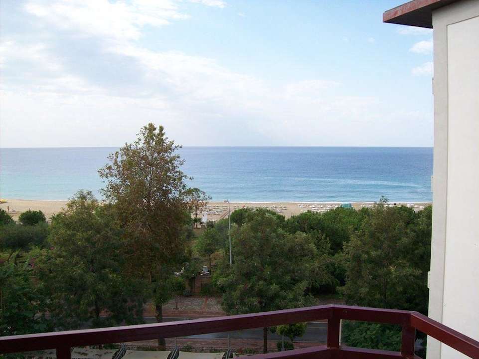 Blick vom Balkon Hotel Grand Okan