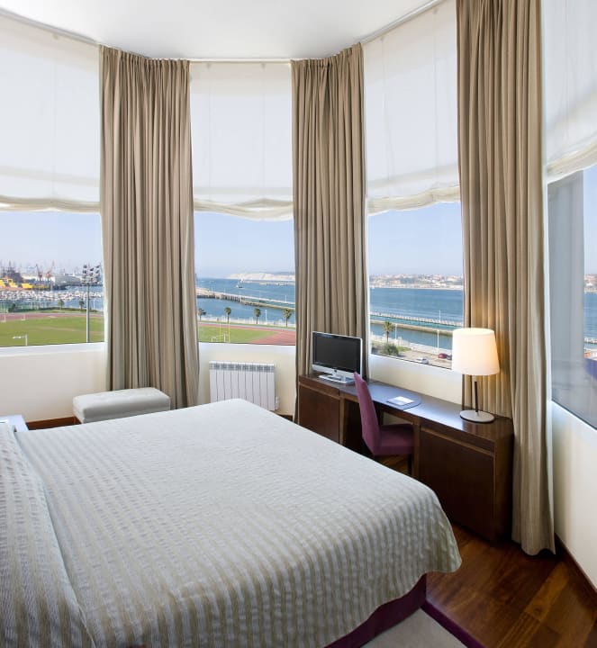 Room URH Palacio de Oriol