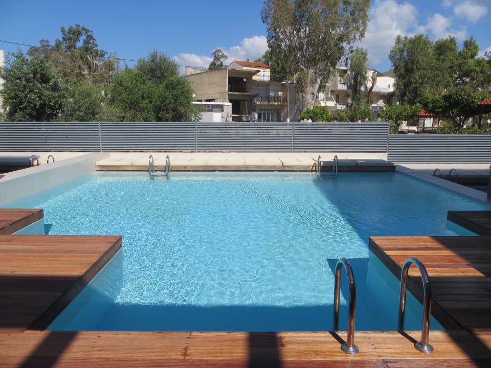 Pool Harmony Boutique Resort