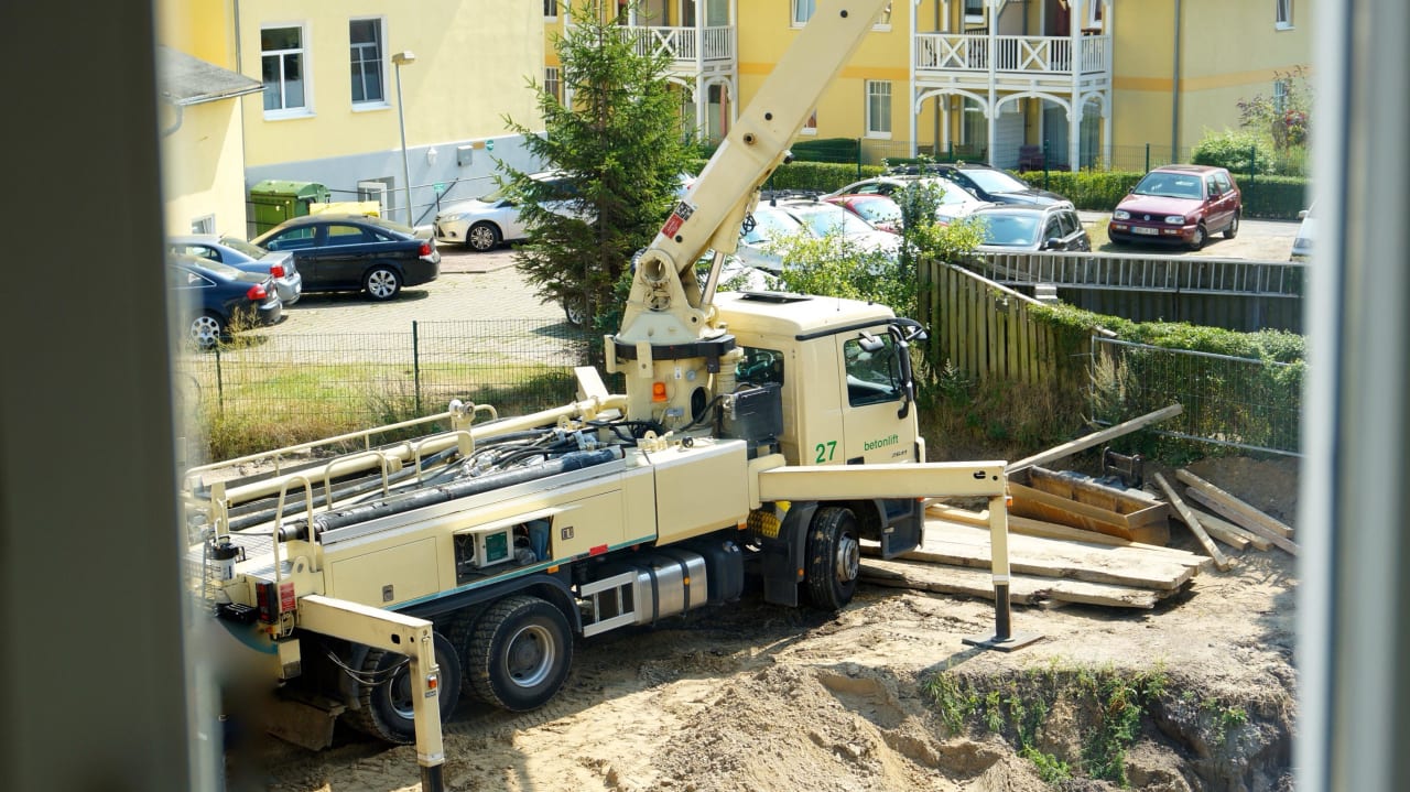 Betonpumpe Ferienwohnungen Kriemhild und Brunhilde in der Villa Rheingold