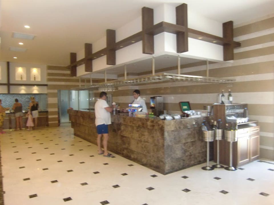 Bar Diamond Excellence Resort & Spa