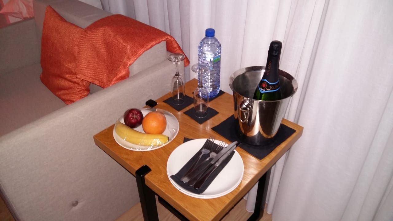 Zimmer Crystal Springs Beach Hotel