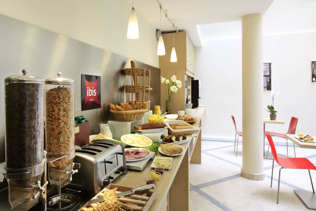 Lobby Hotel ibis Paris Opera La Fayette