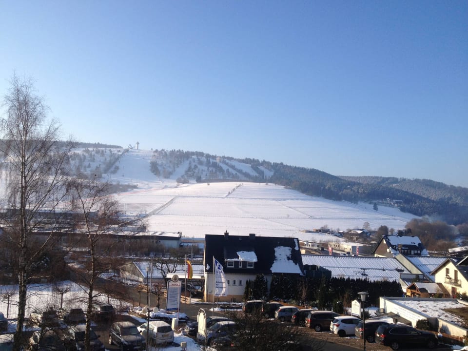 Morgens mit Sonne auf dem Ettelsberg vom Zimmer au Hotel Magdalenenhof Willingen