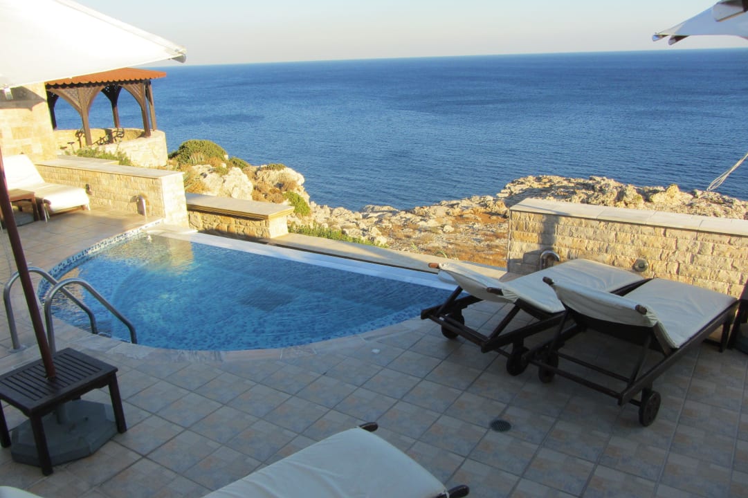 Sonnennische am Pool Hotel Kalithea Horizon Royal