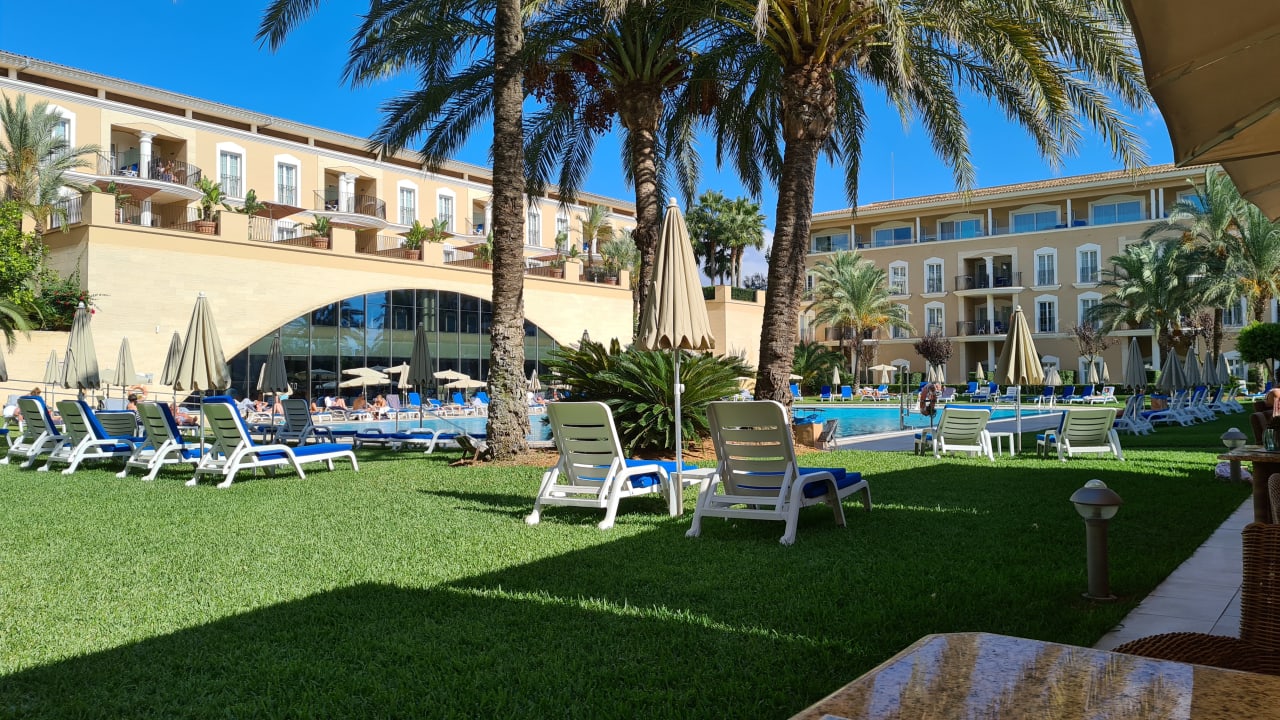 Pool Grupotel Playa de Palma Suites & Spa
