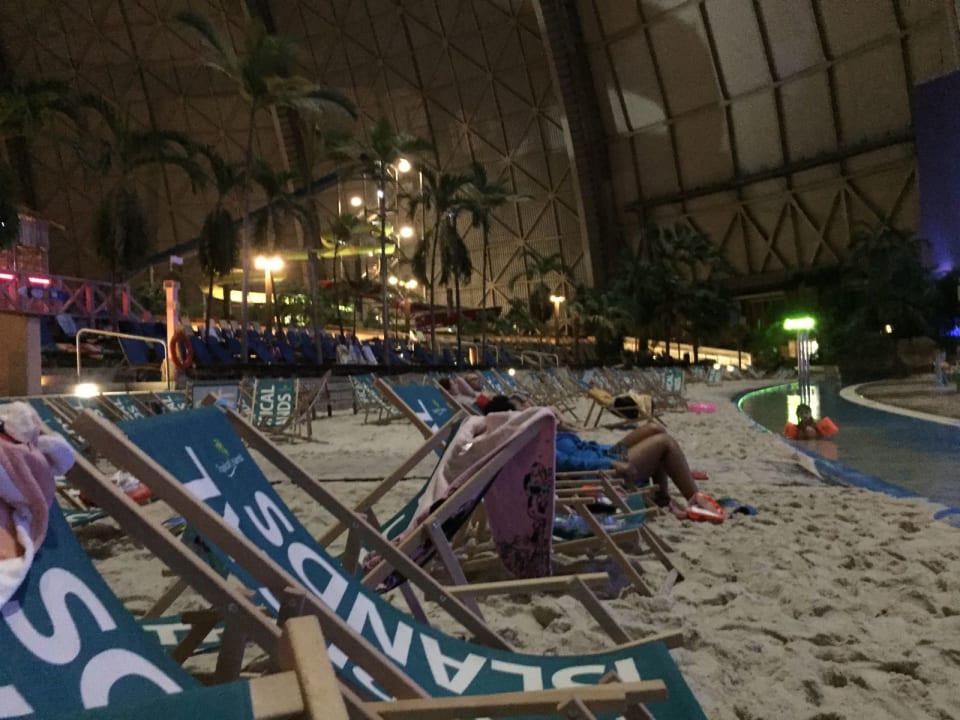 Strand Tropical Islands Resort