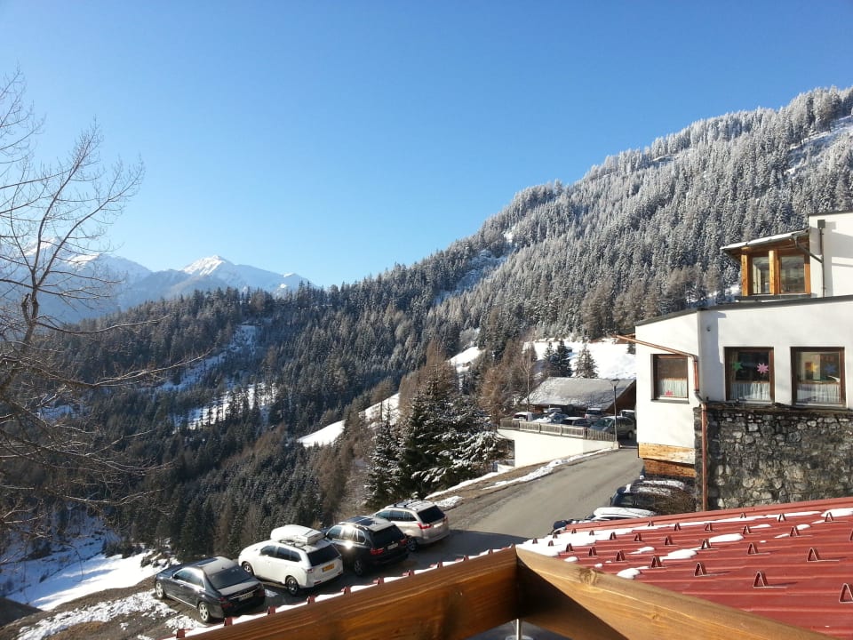 Blick vom Balkon auf St. Zeno Aparthotel Garni Sonnenplateau