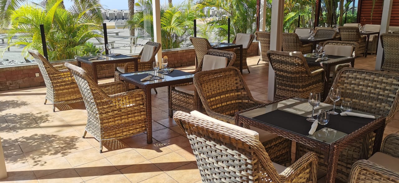 Gastro Calheta Beach