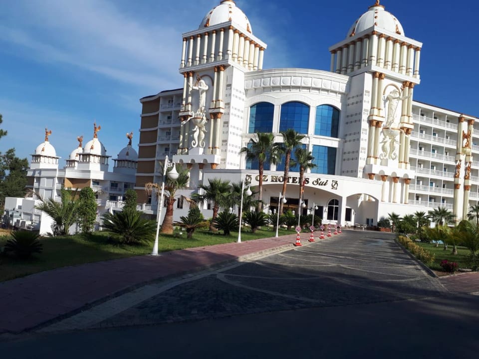 Außenansicht Oz Hotels Sui Resort